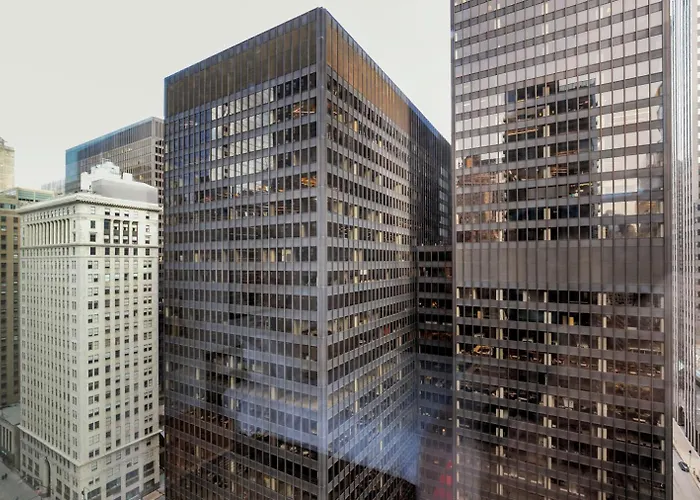Loop W Roof Deck Nr Michigan Ave Chi-1014 Chicago